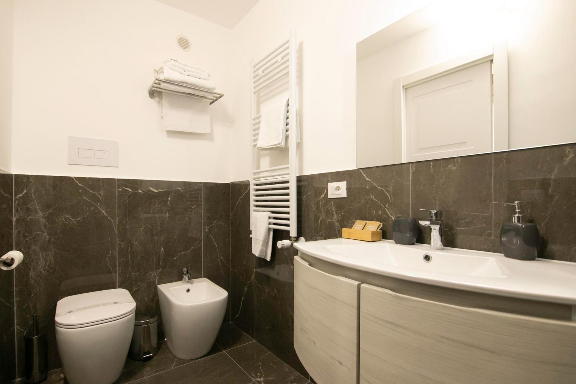 Villareale47 Luxury Suites & Rooms Palermo Exterior photo