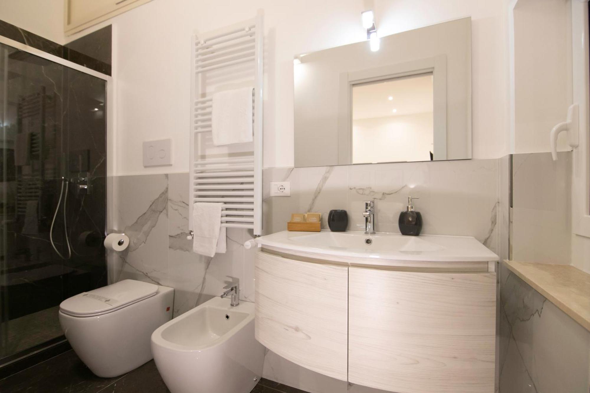 Villareale47 Luxury Suites & Rooms Palermo Exterior photo