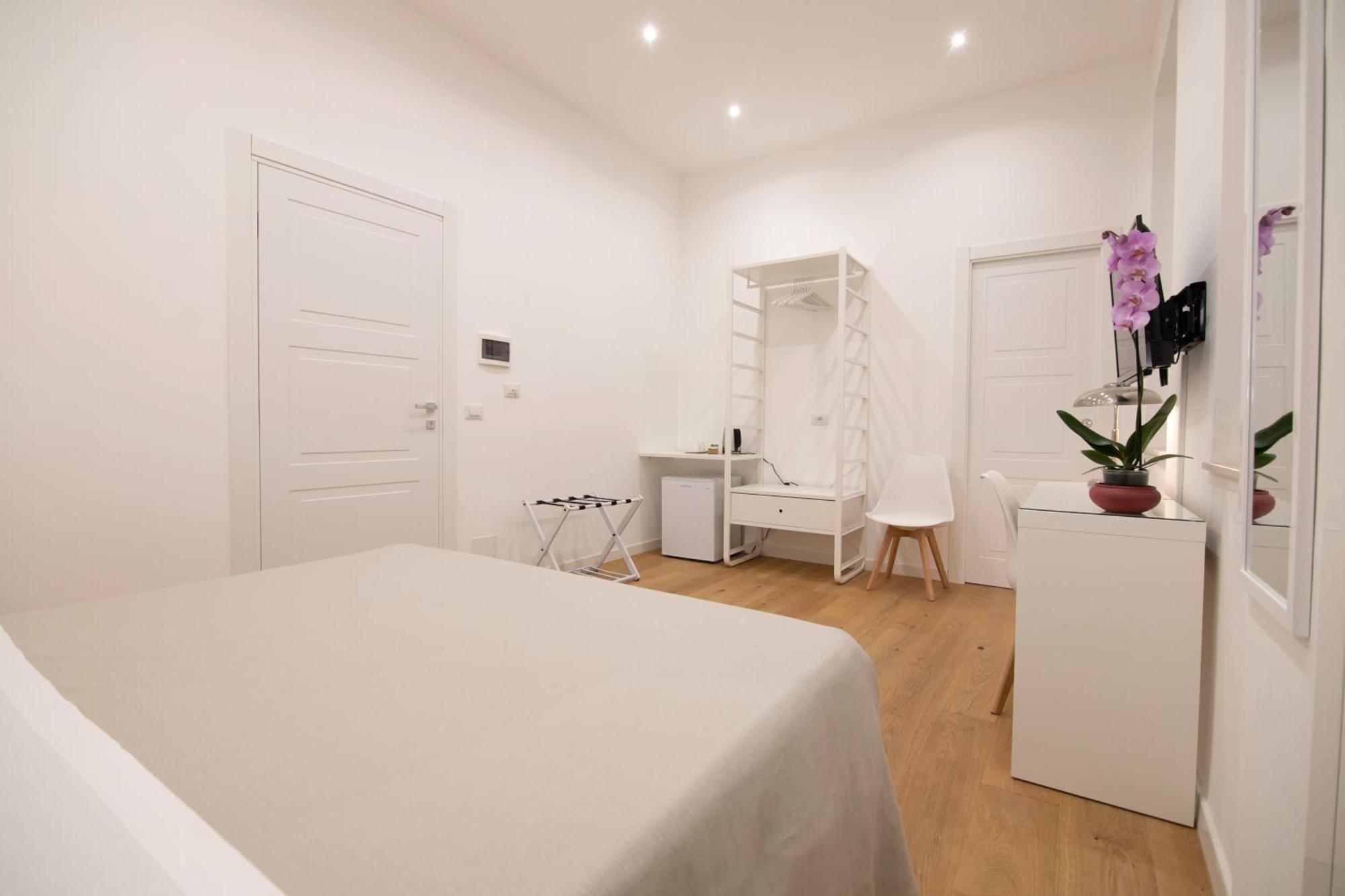 Villareale47 Luxury Suites & Rooms Palermo Exterior photo